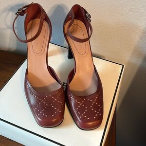 Vintage Nine West Leather High Heels. Size 7.5